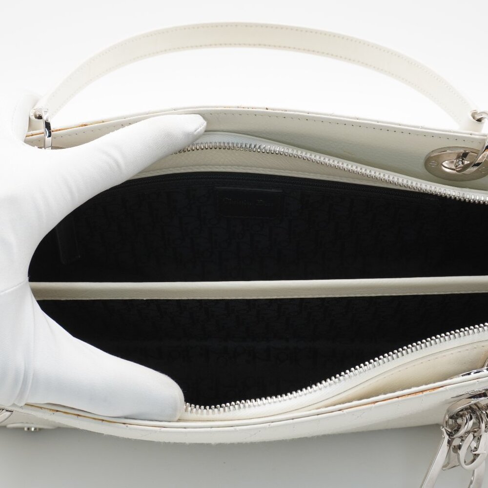 Dior White Cannage Quilted East-West Bag - Picture 3 of 7